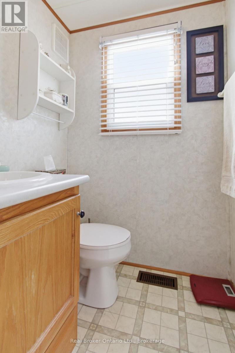 428 Pine Pass Property Photo 28