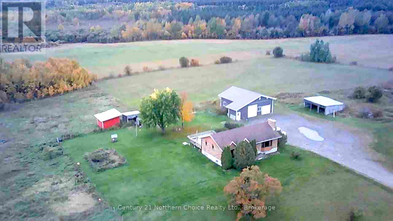 859 Burriss Road E Property Photo 4