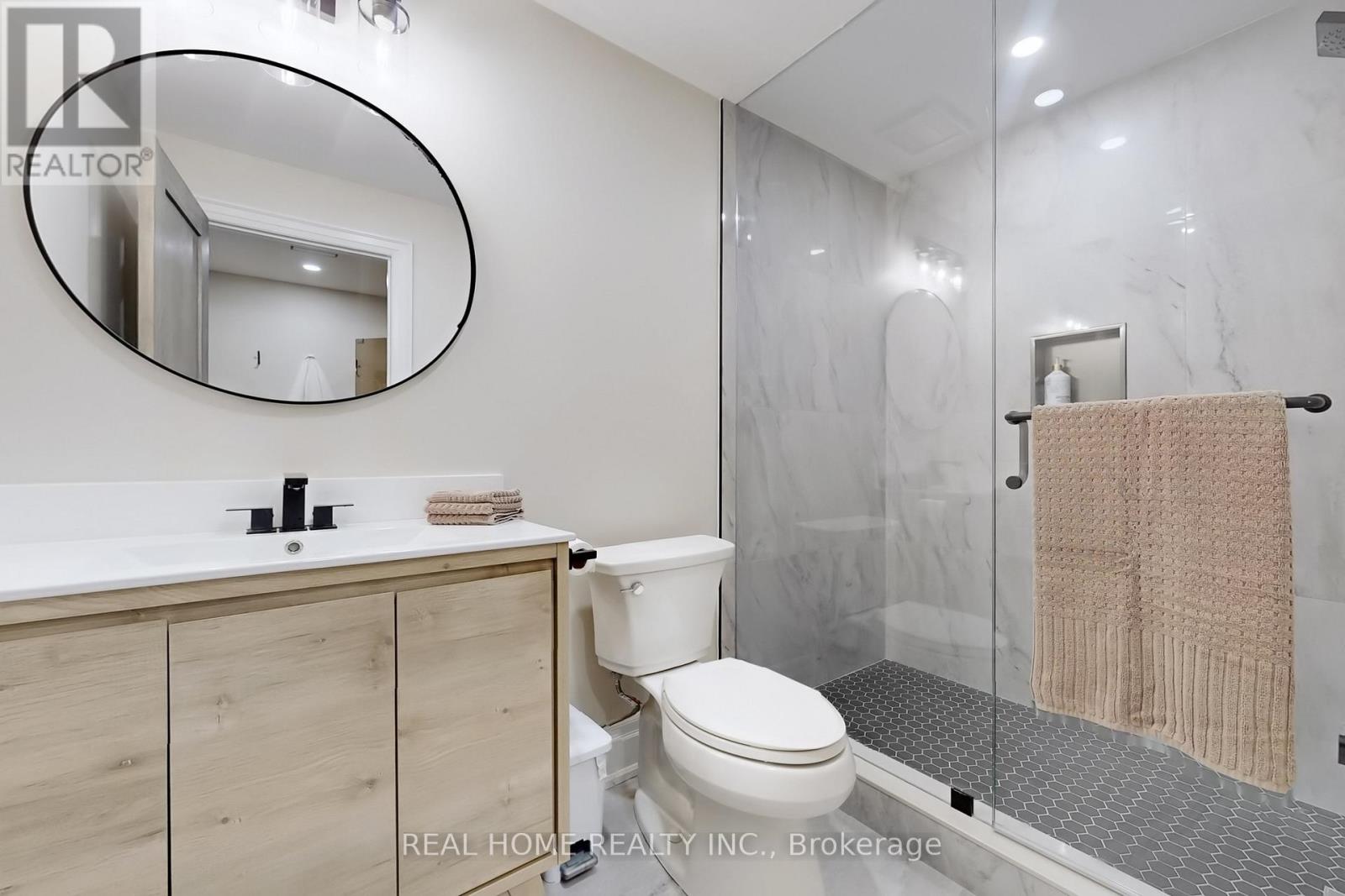 8 Knowles Crescent Property Photo 31