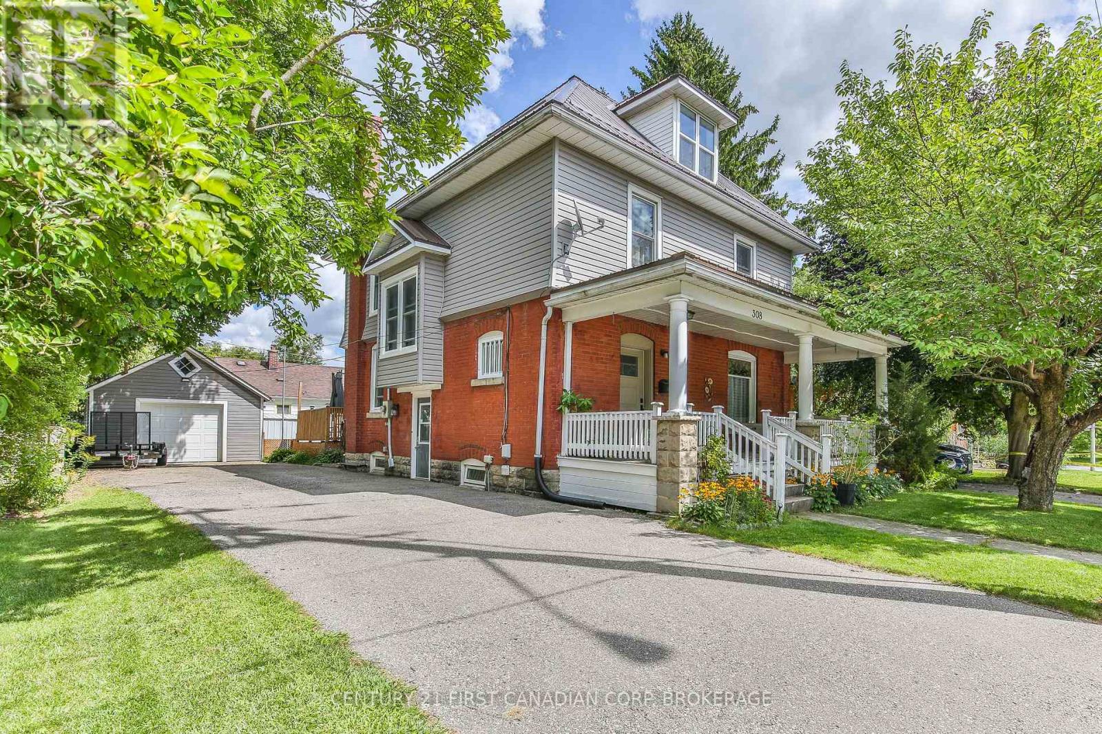 308 Broadway Street Property Photo 1