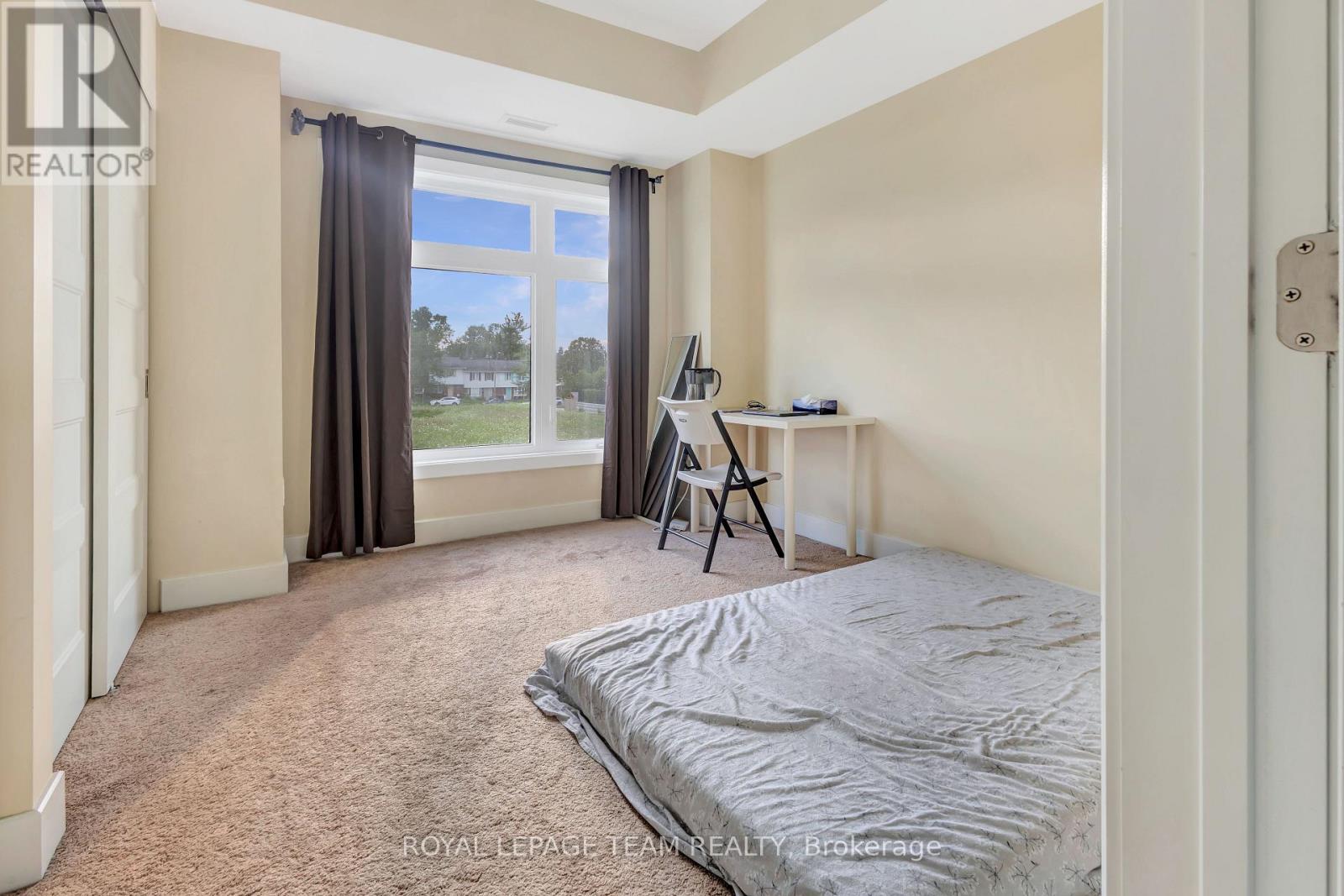 215 - 2785 Baseline Road Property Photo 18