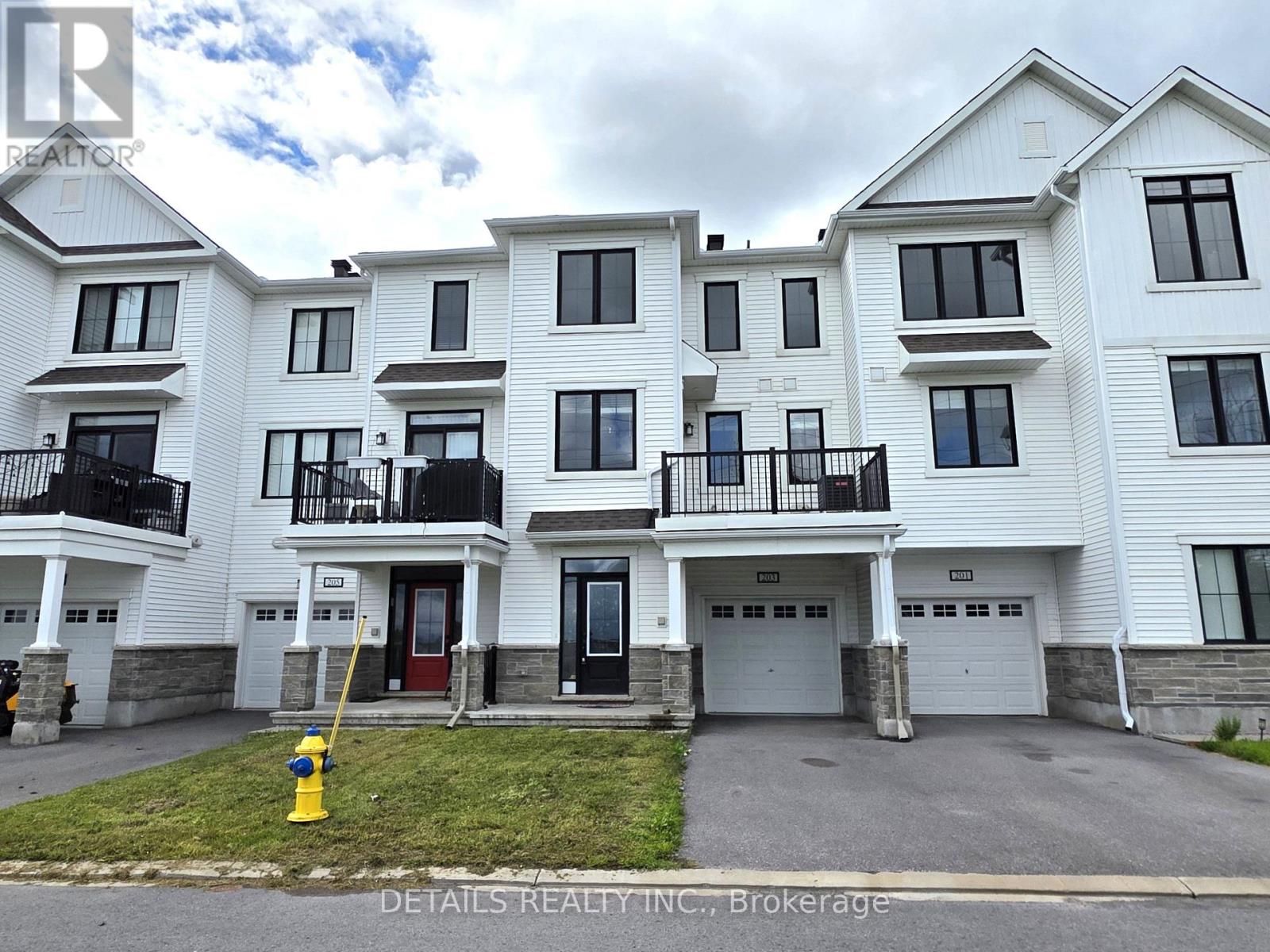 203 HIBERNIAN WALK
