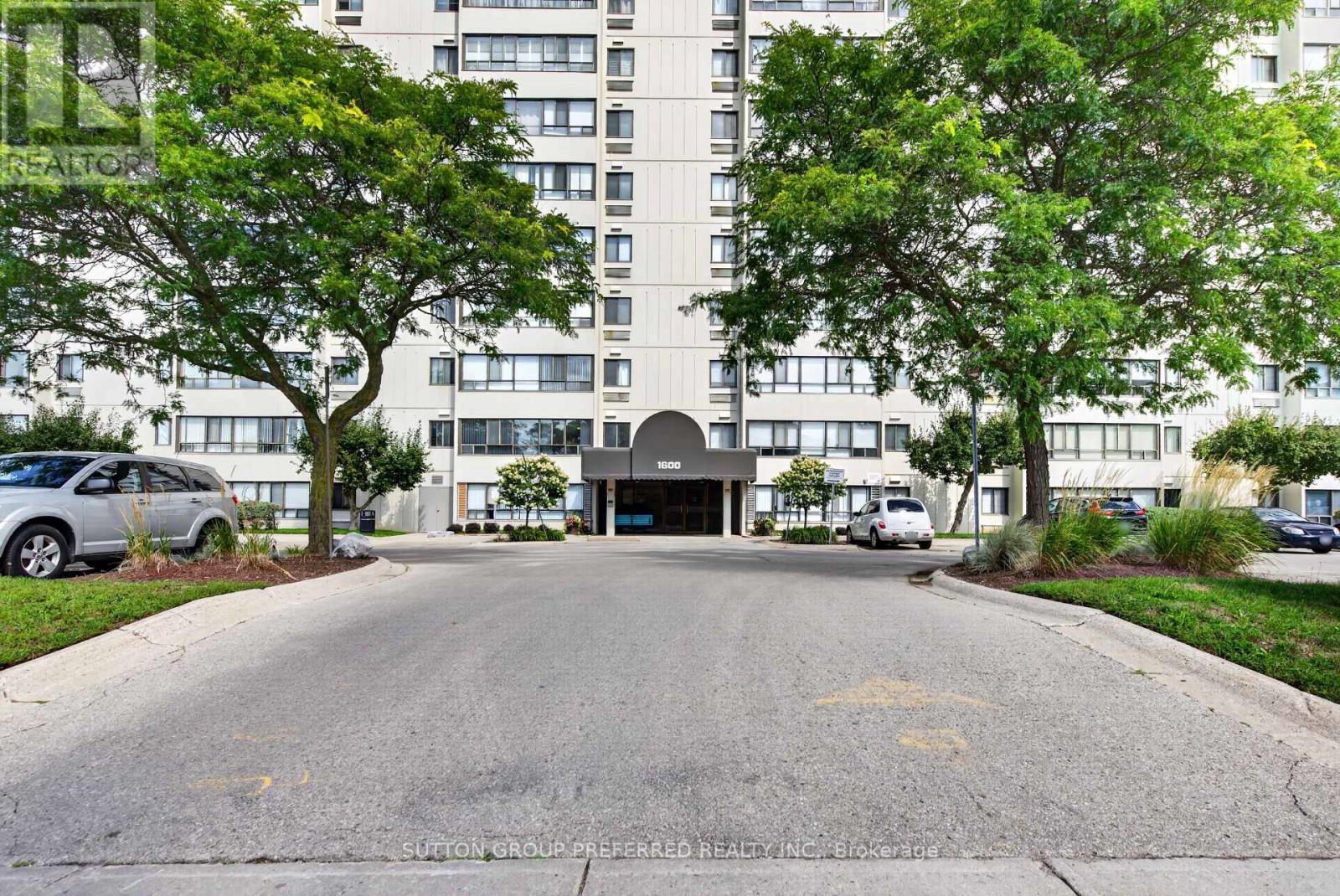 311 - 1600 Adelaide Street N Property Photo 6