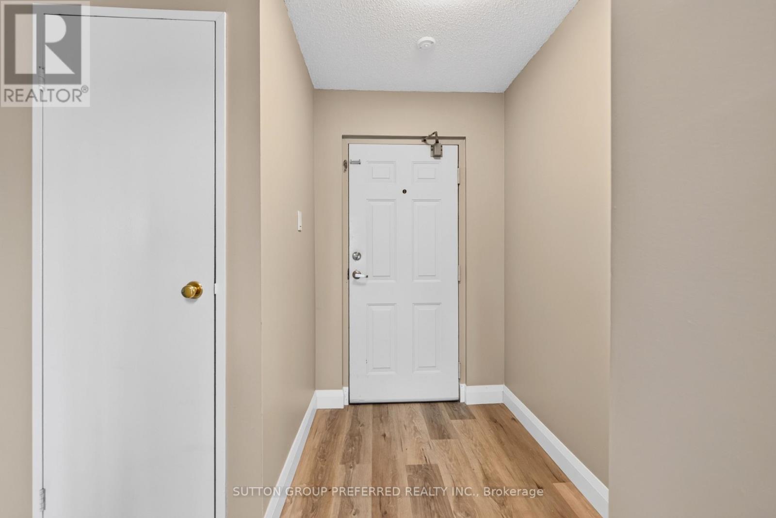 311 - 1600 Adelaide Street N Property Photo 13