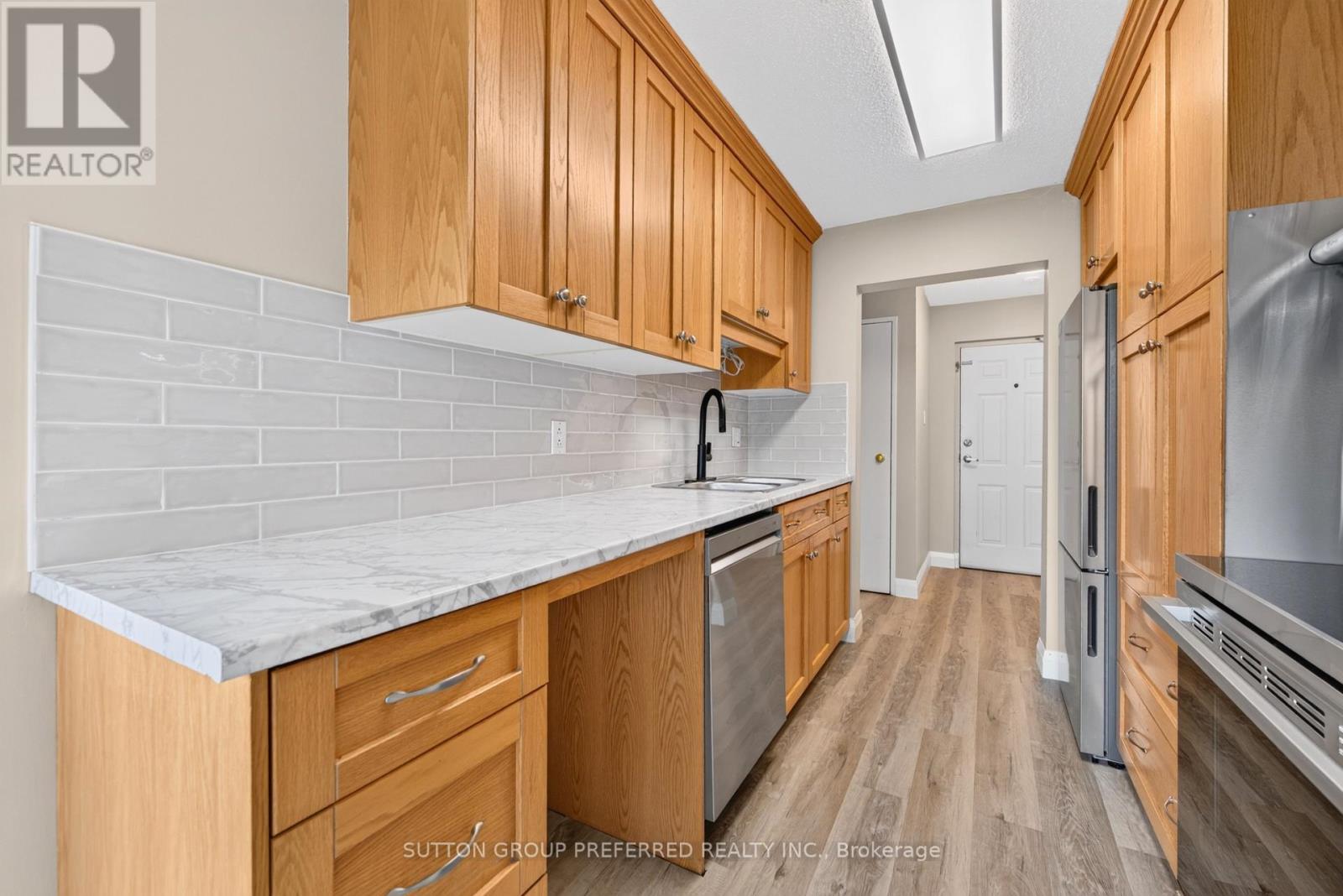 311 - 1600 Adelaide Street N Property Photo 16