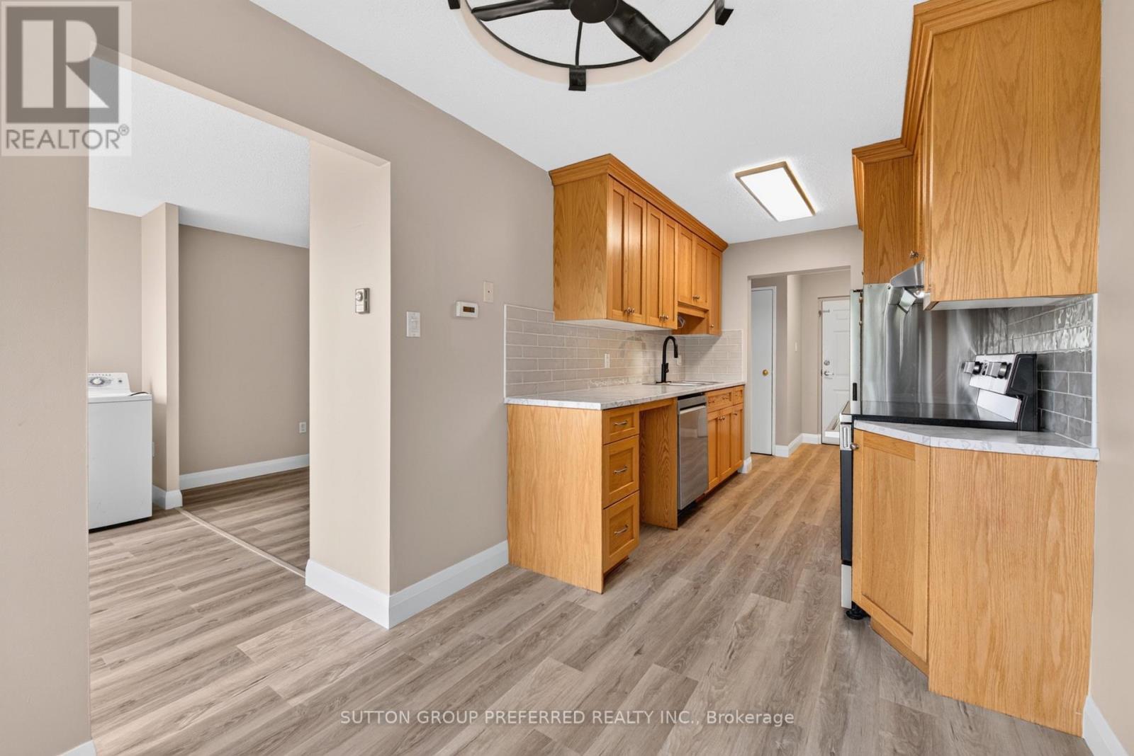 311 - 1600 Adelaide Street N Property Photo 20