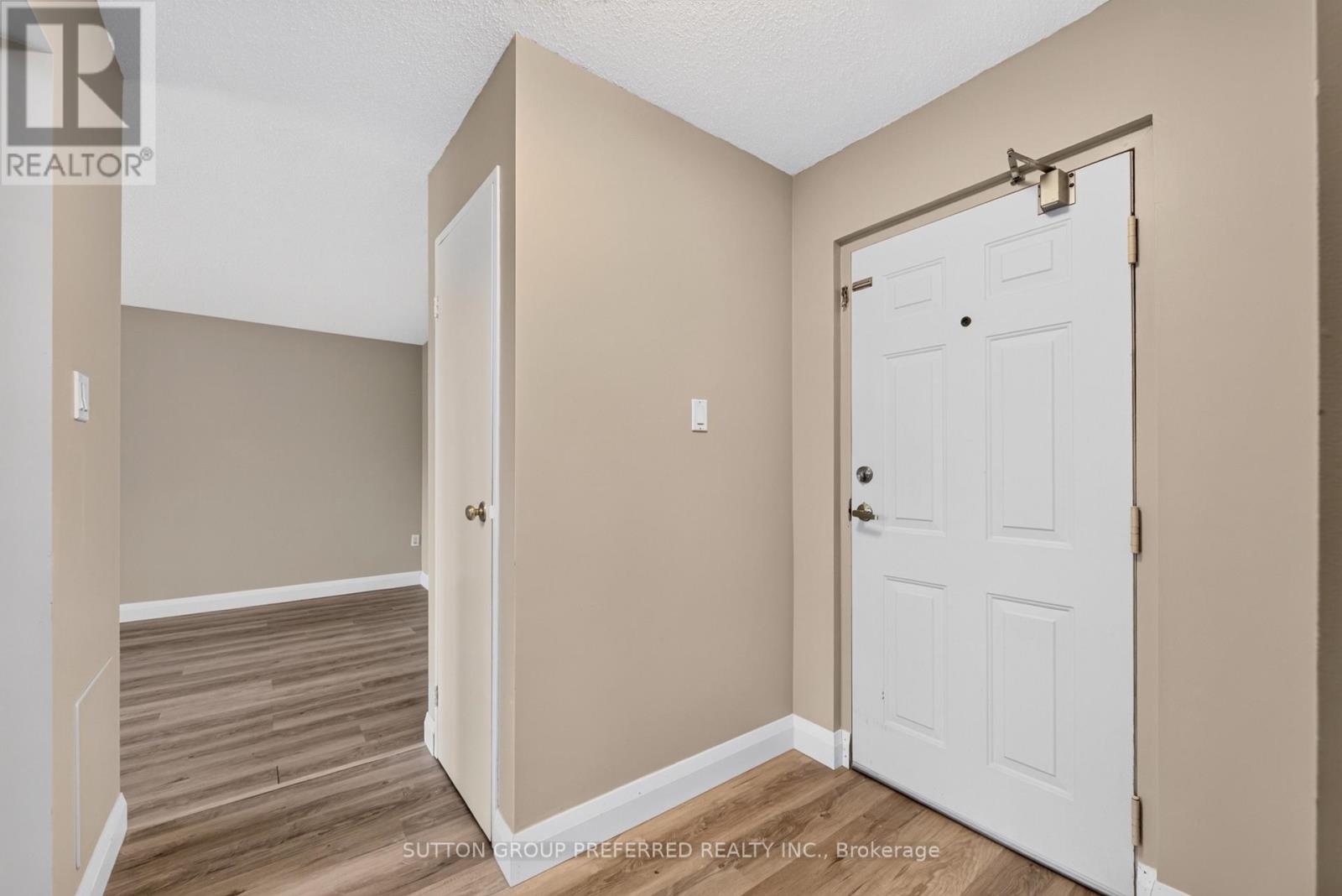 311 - 1600 Adelaide Street N Property Photo 26