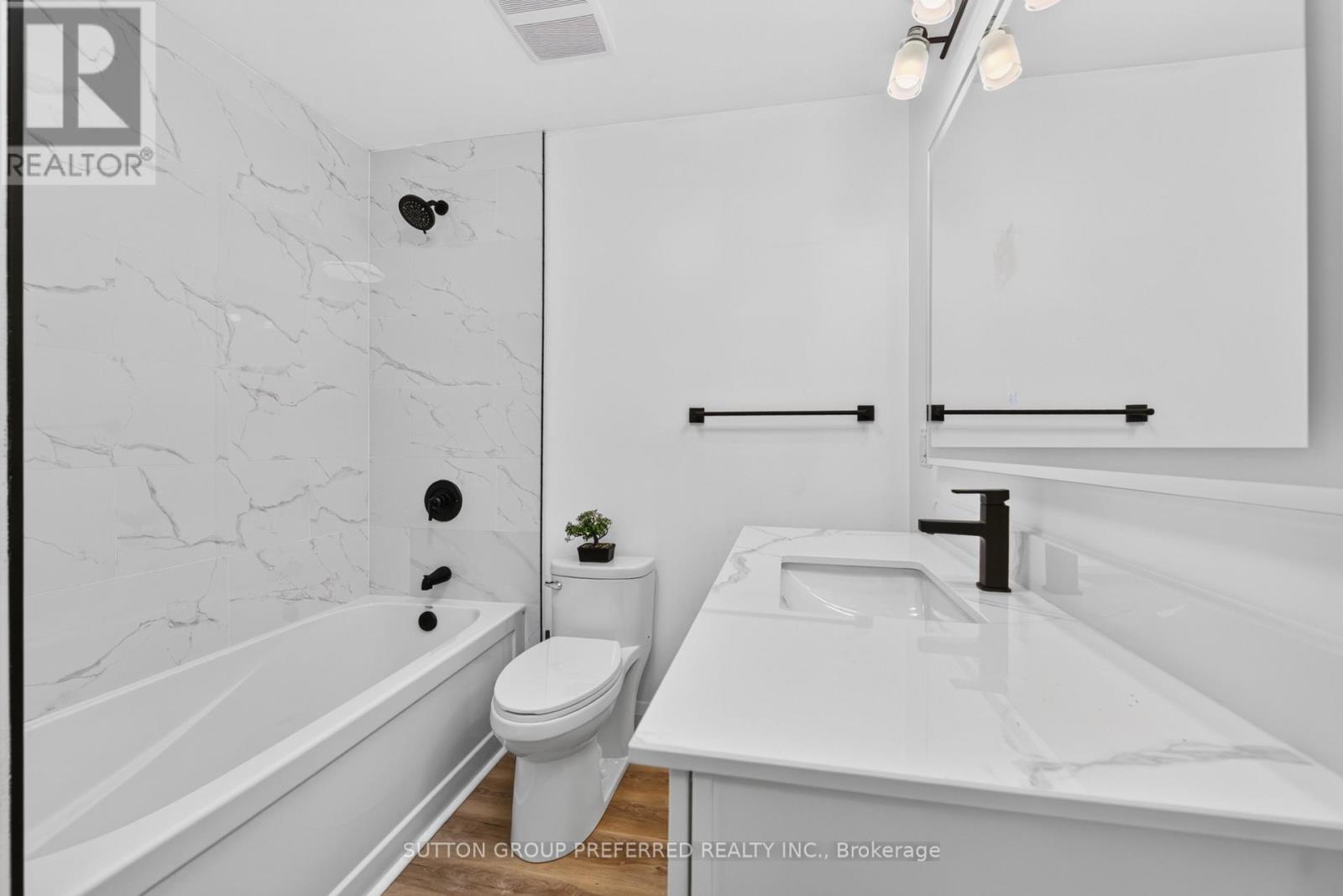 311 - 1600 Adelaide Street N Property Photo 29