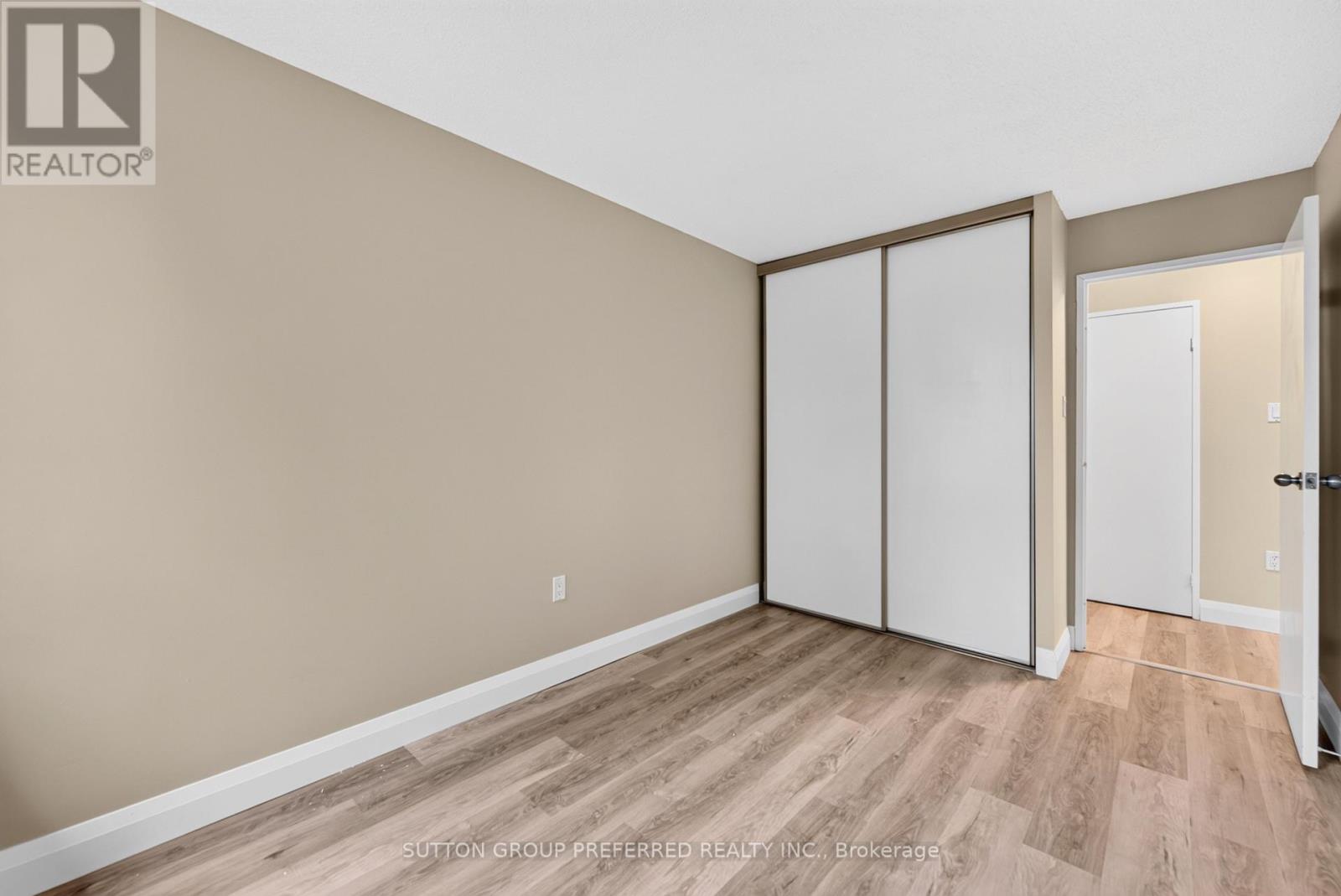 311 - 1600 Adelaide Street N Property Photo 33