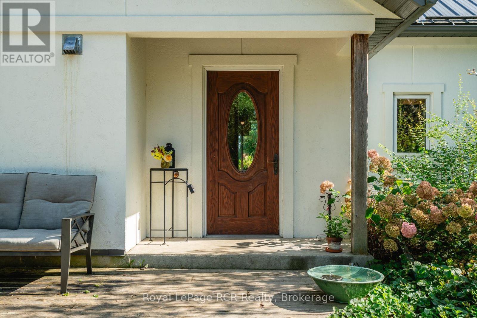 323199 Durham Road E Property Photo 16