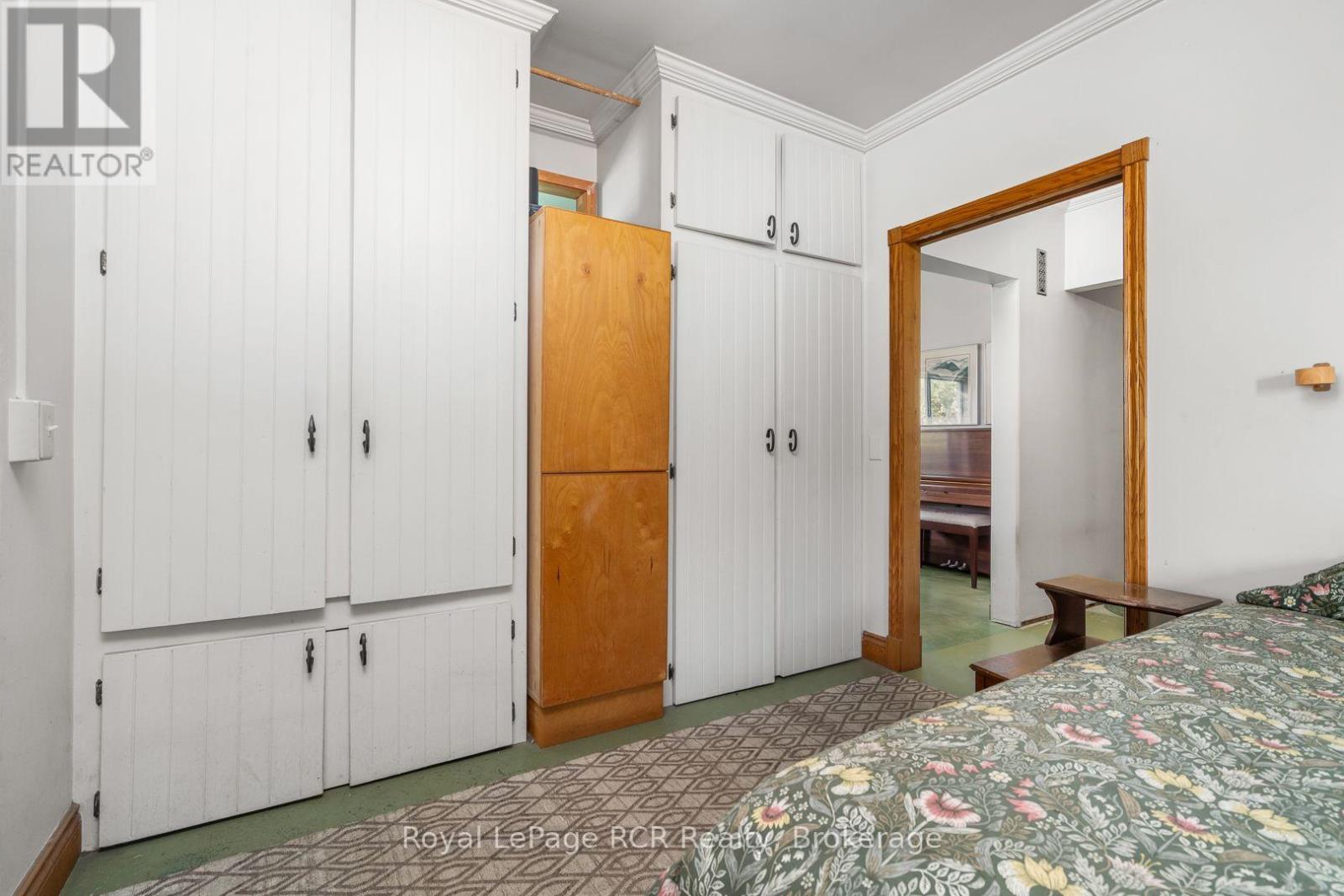 323199 Durham Road E Property Photo 32