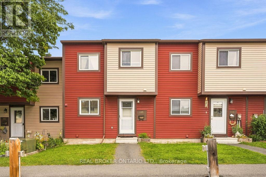 86 - 119 Teal Crescent Property Photo 1