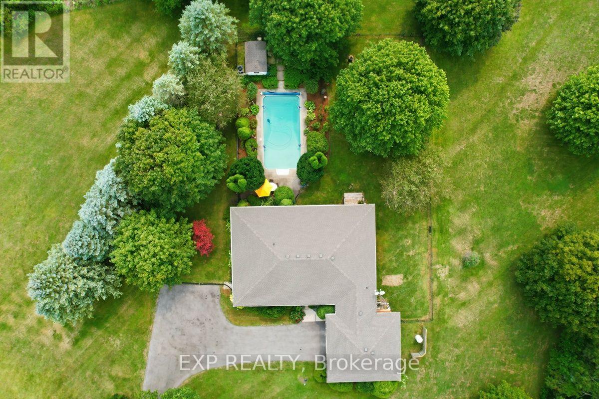 23401 Melbourne Road Property Photo 3