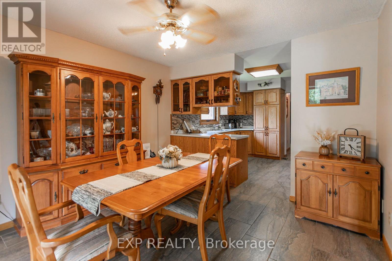 23401 Melbourne Road Property Photo 16