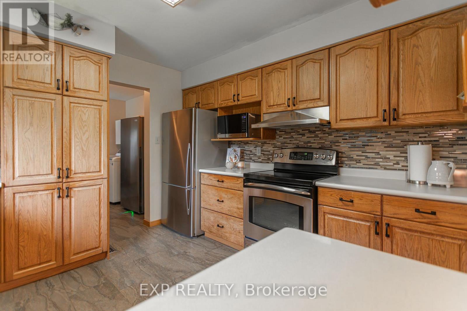 23401 Melbourne Road Property Photo 22