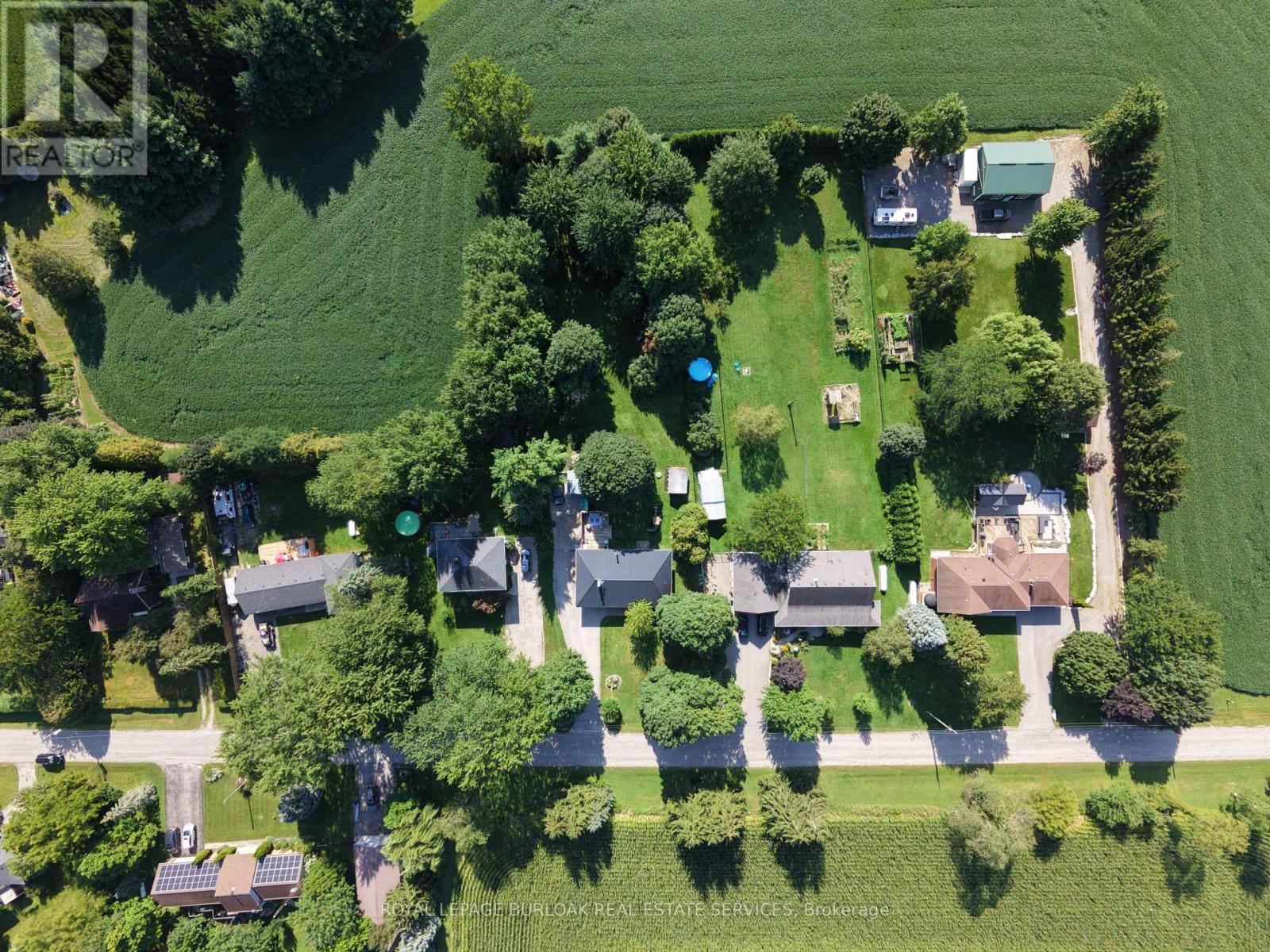 670 THOMPSON ROAD Property Photo 1