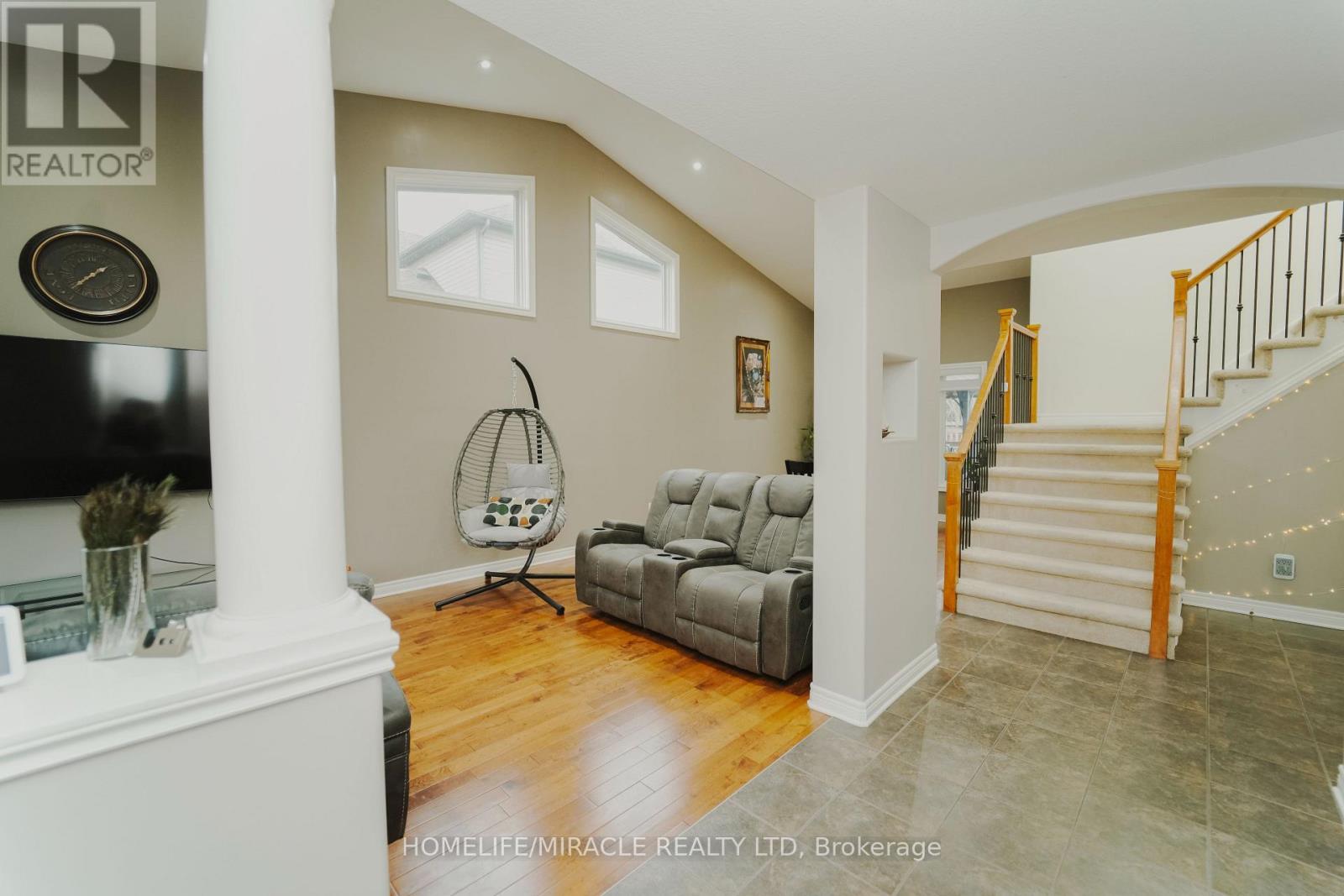 6978 Shannon Drive Property Photo 3