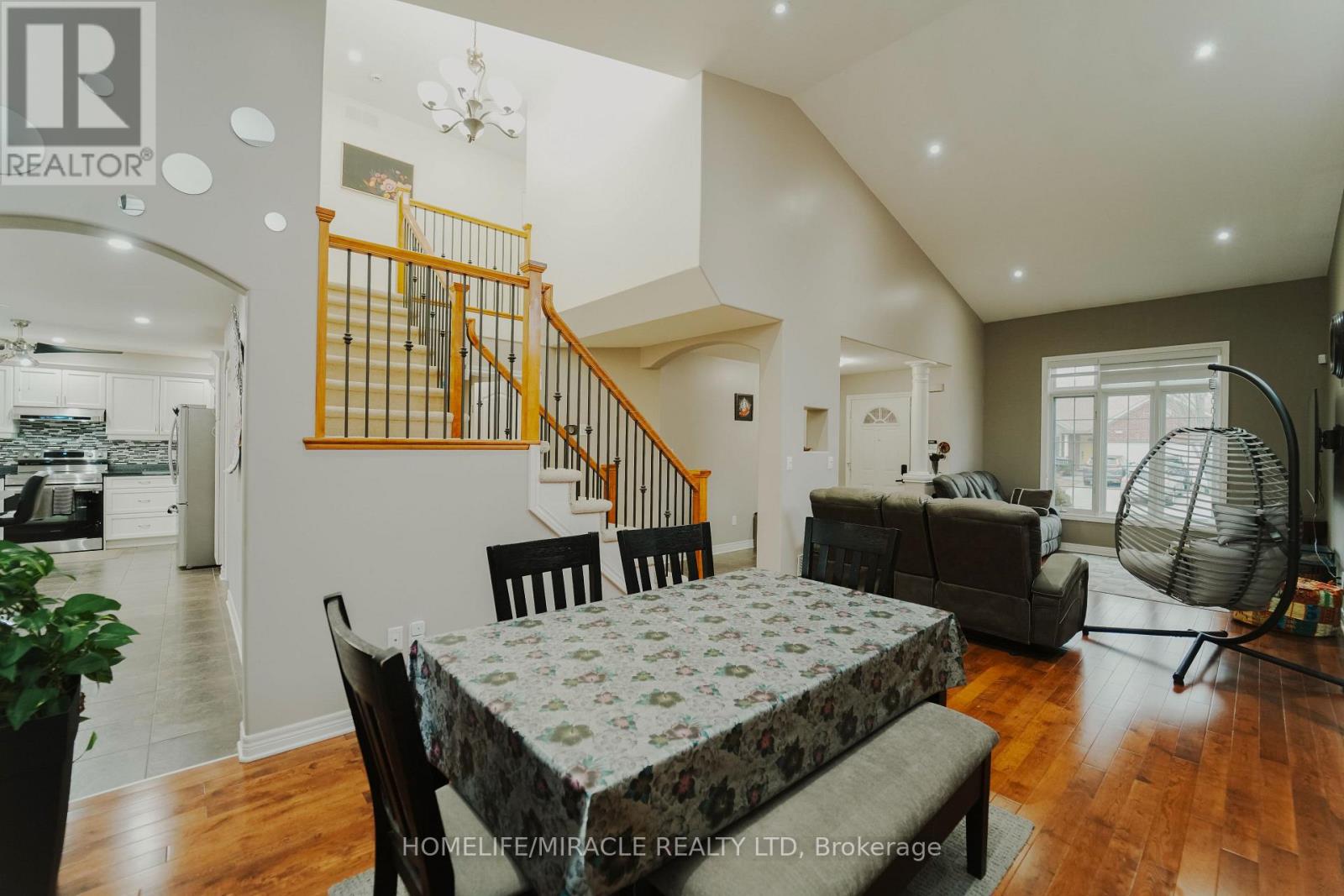 6978 Shannon Drive Property Photo 6