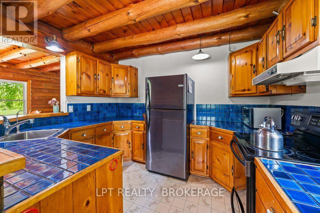 1922 Dover Road Property Photo 12