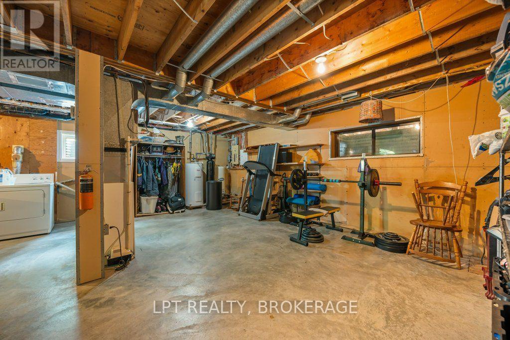 1922 Dover Road Property Photo 33