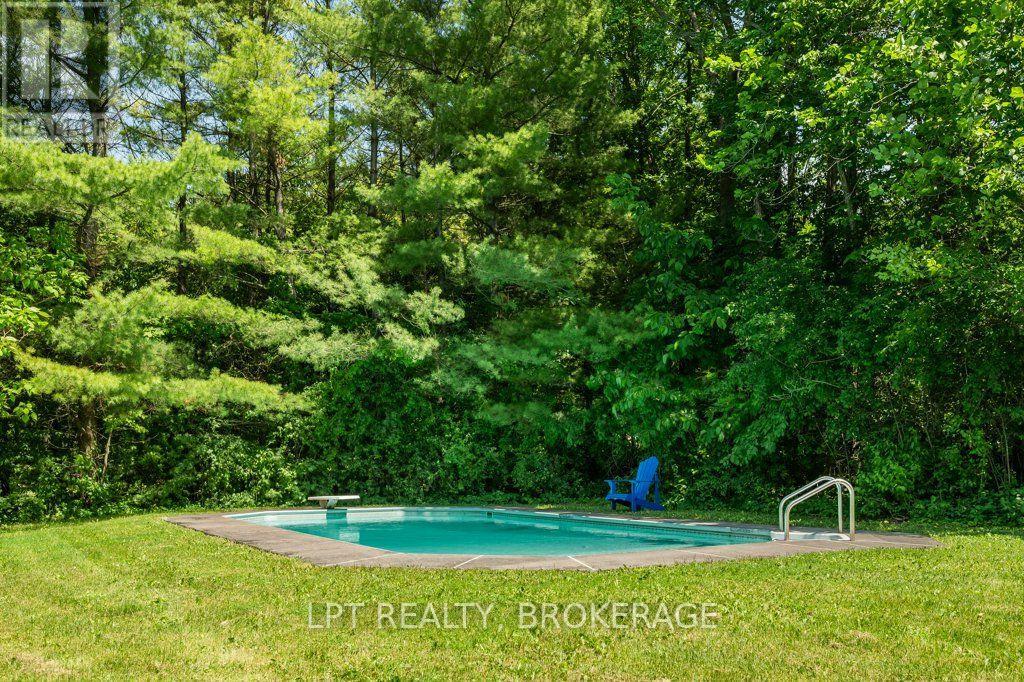 1922 Dover Road Property Photo 45