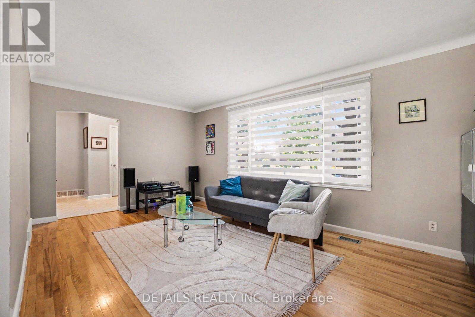 1233 Checkers Road Property Photo 3