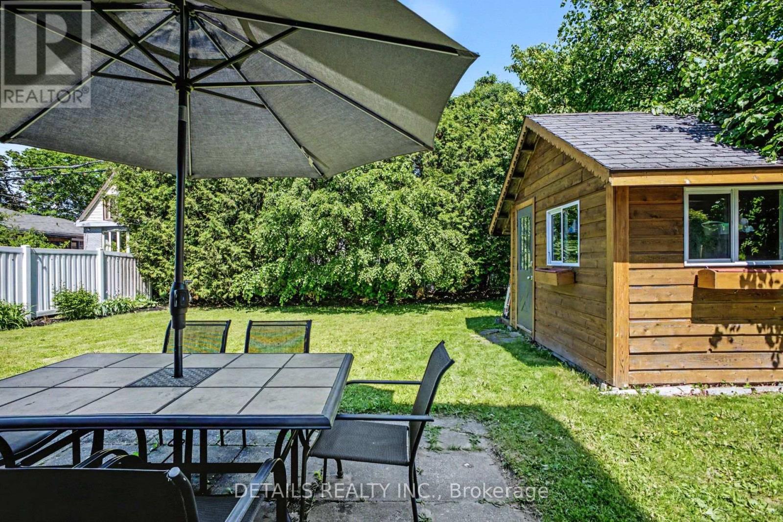 1233 Checkers Road Property Photo 12