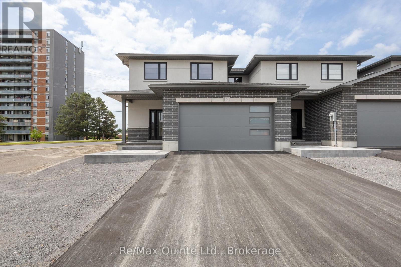 8 STINSON AVENUE