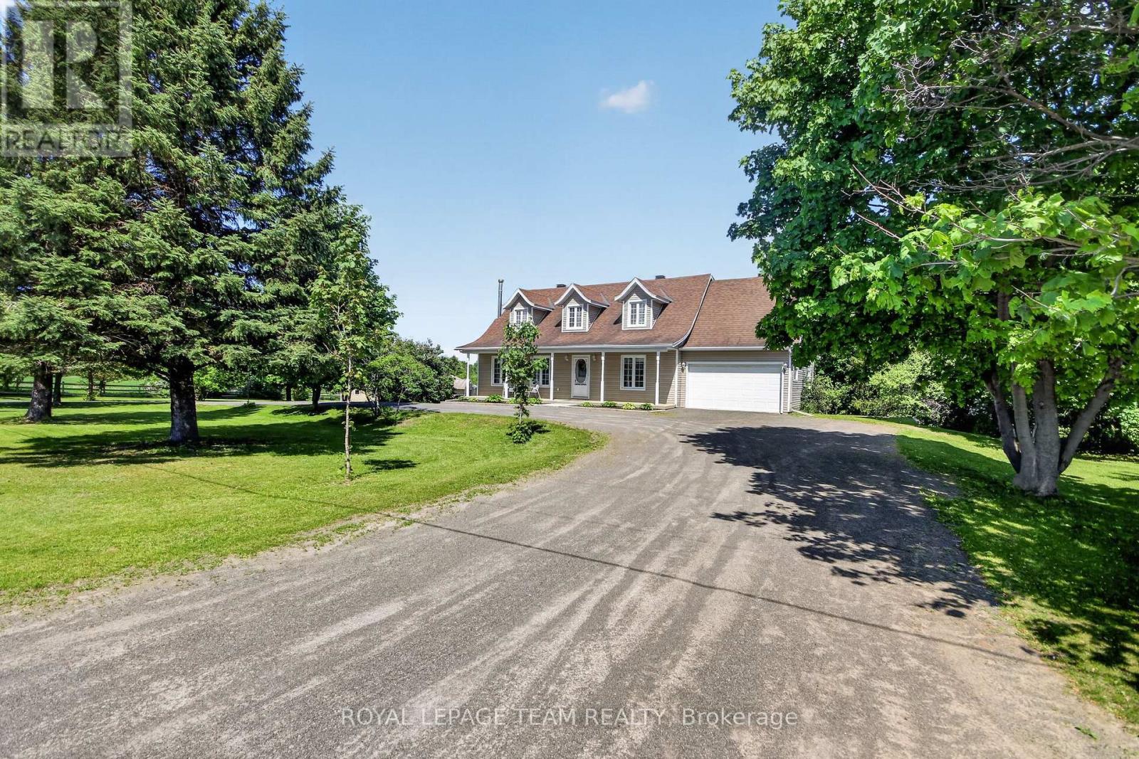 2867 Stagecoach Road Property Photo 3