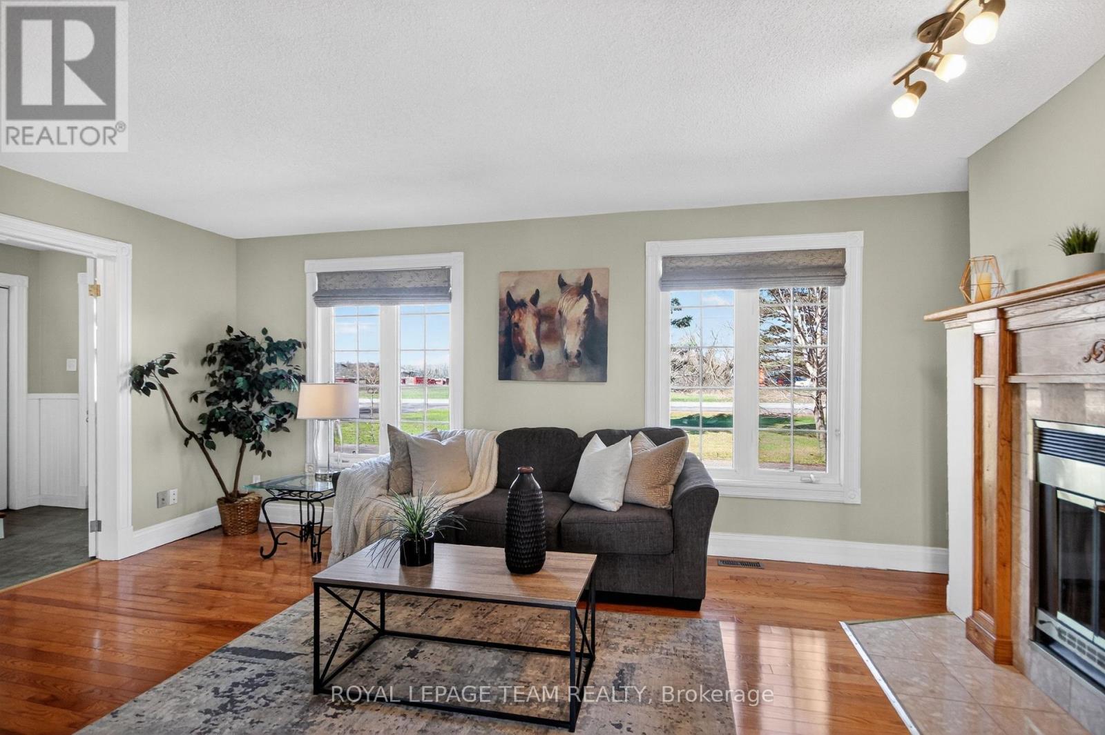 2867 Stagecoach Road Property Photo 8
