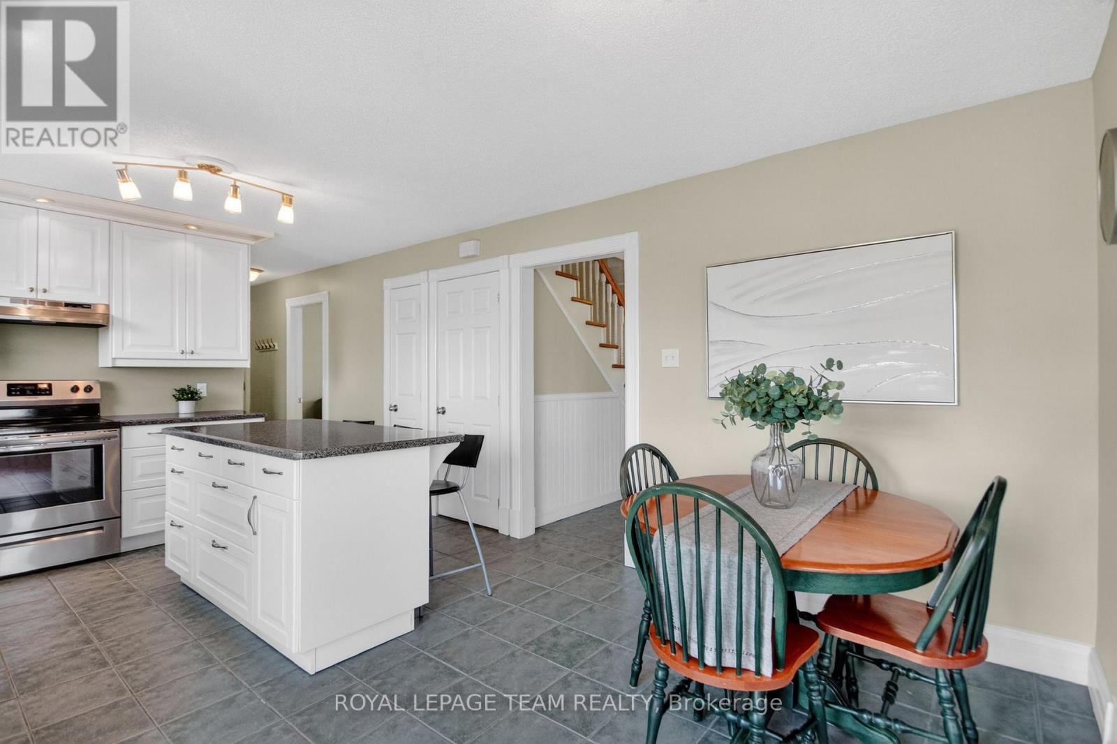 2867 Stagecoach Road Property Photo 12