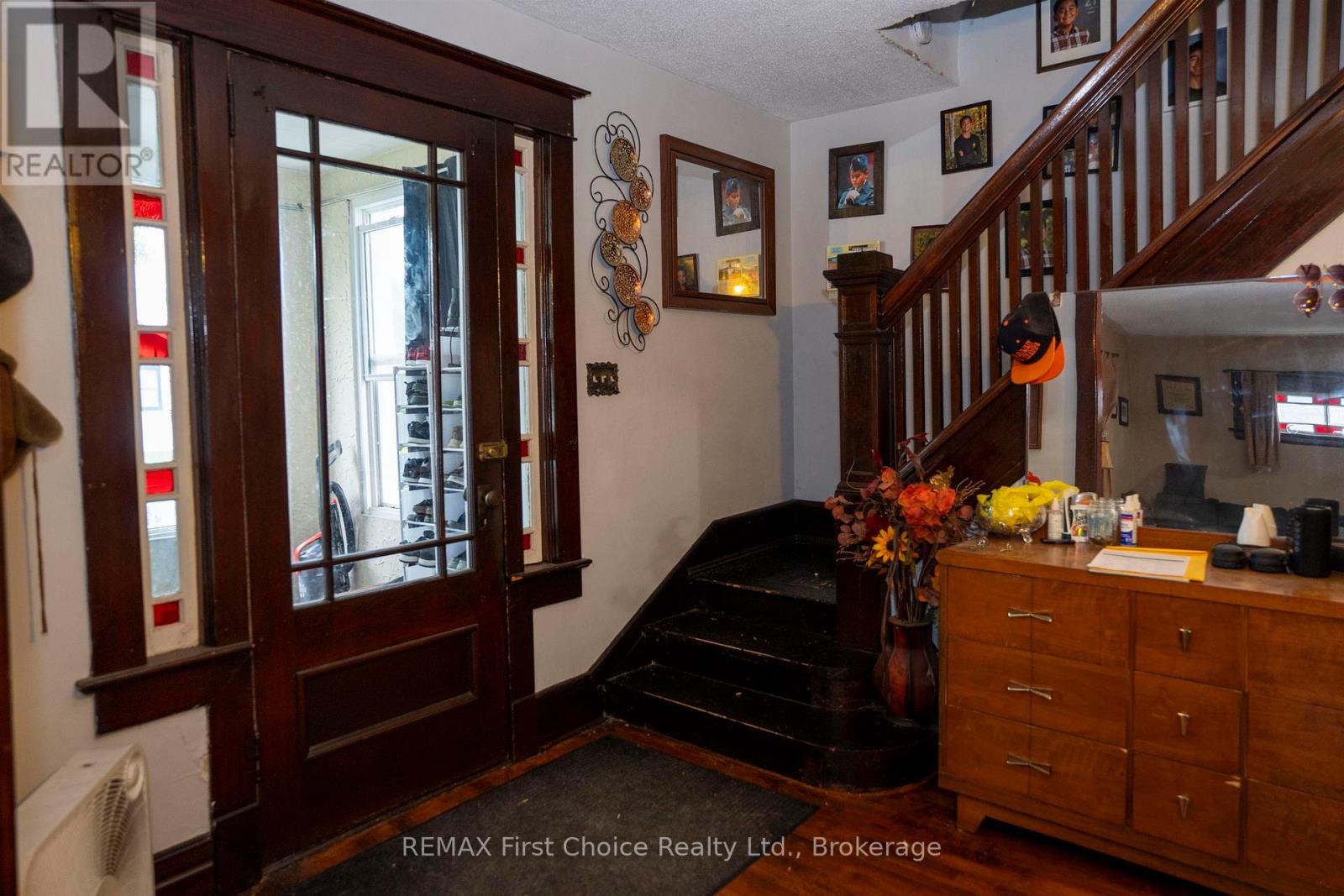 308 Archibald Street N Property Photo 8