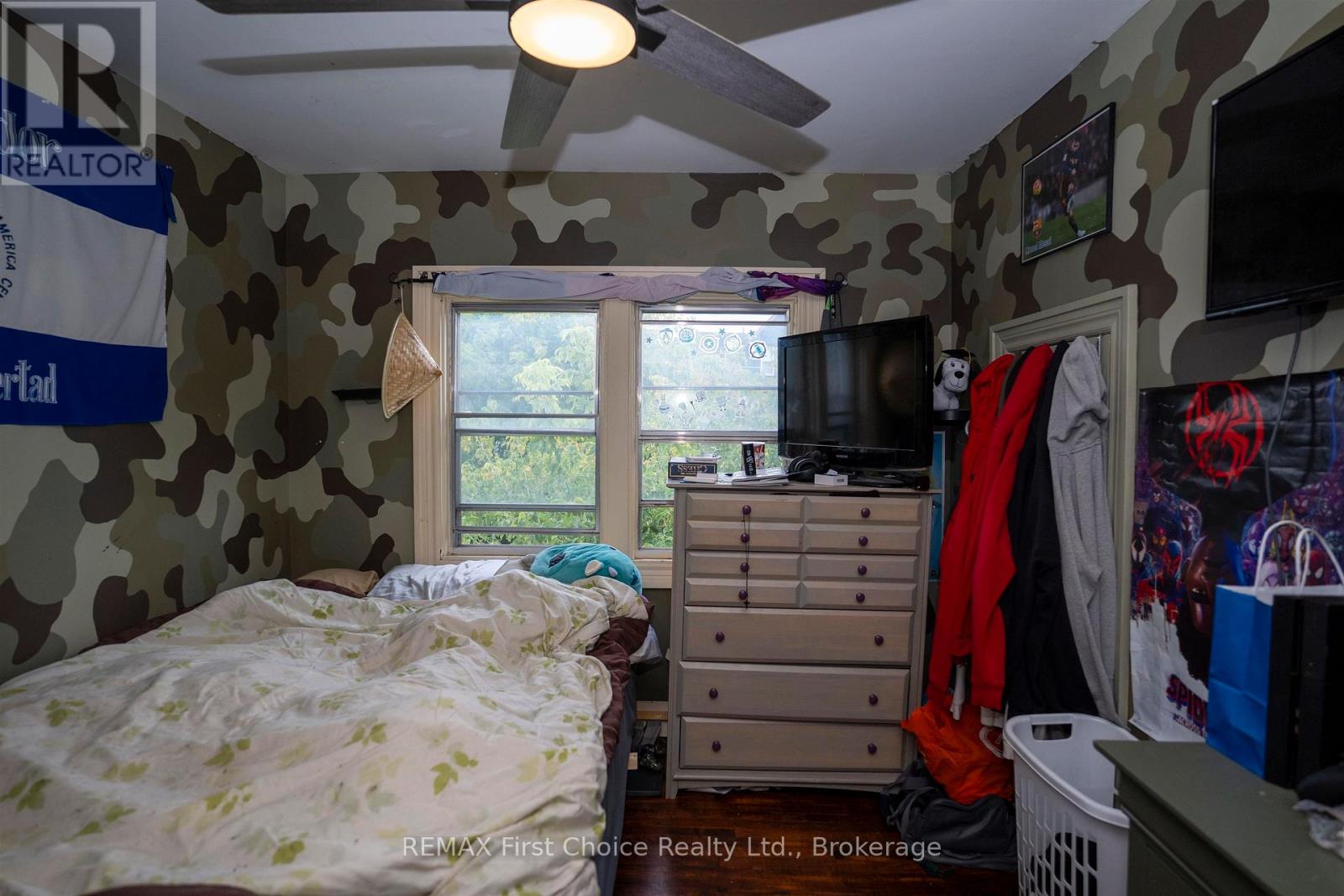 308 Archibald Street N Property Photo 27