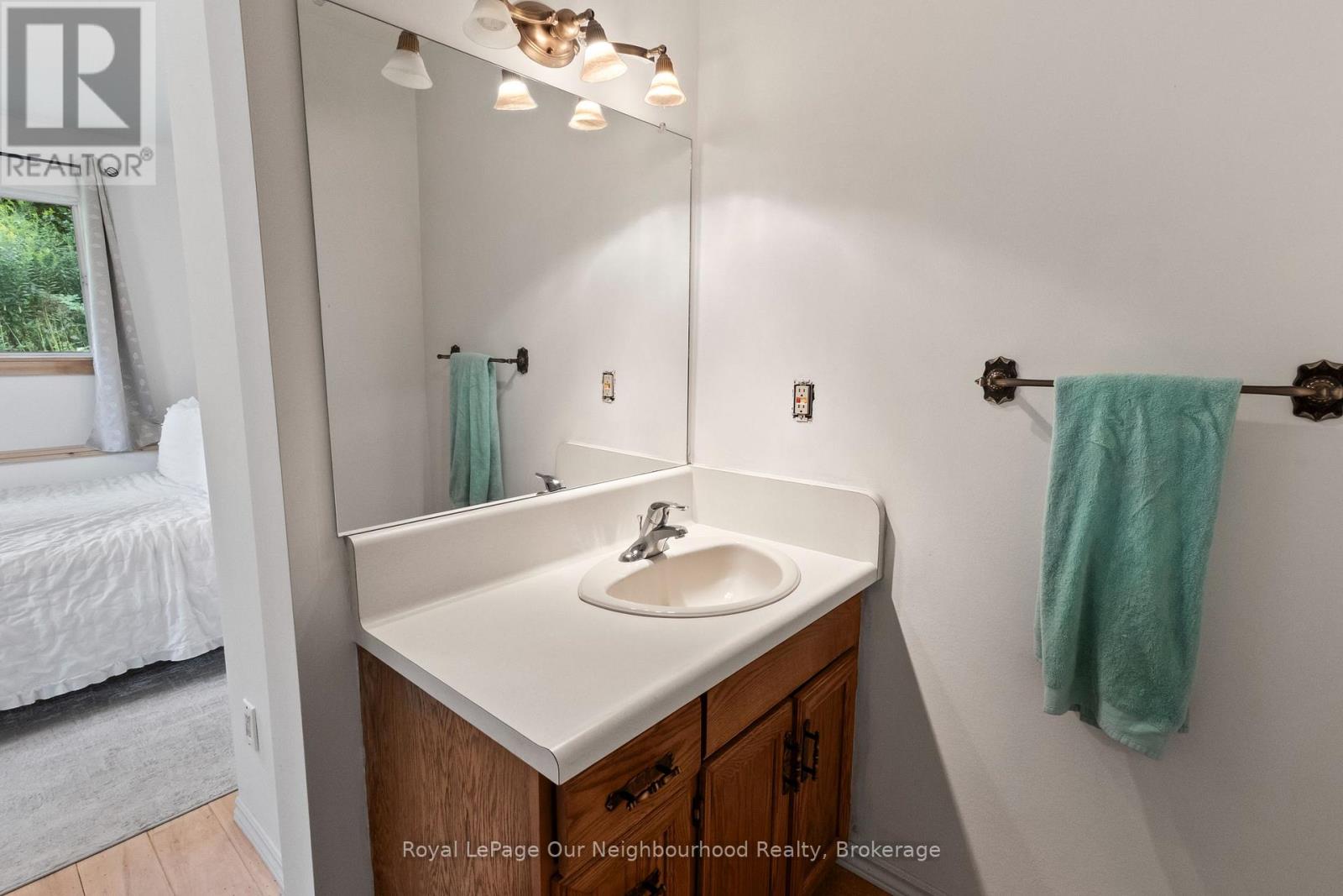 29 Edgewater Drive Property Photo 35