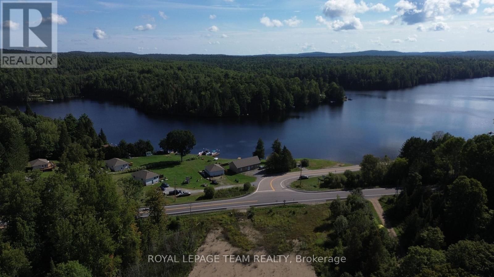 4203 Matawatchan Road Property Photo 3
