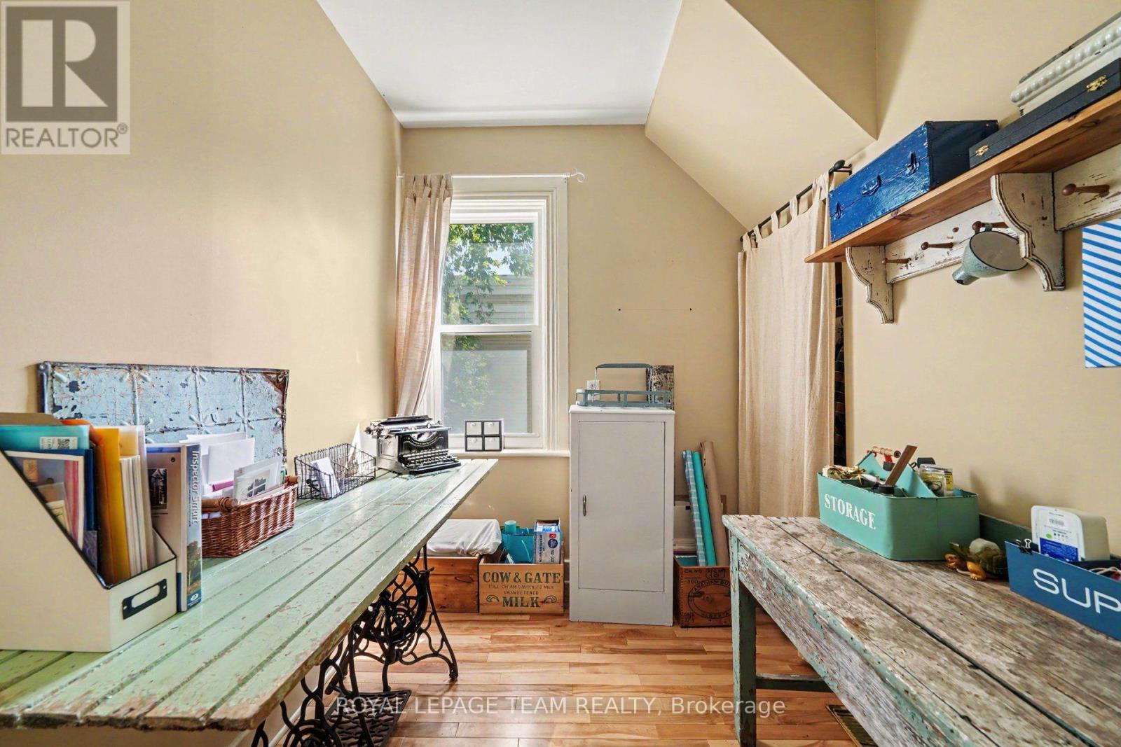 6577 Fourth Line Road Property Photo 10