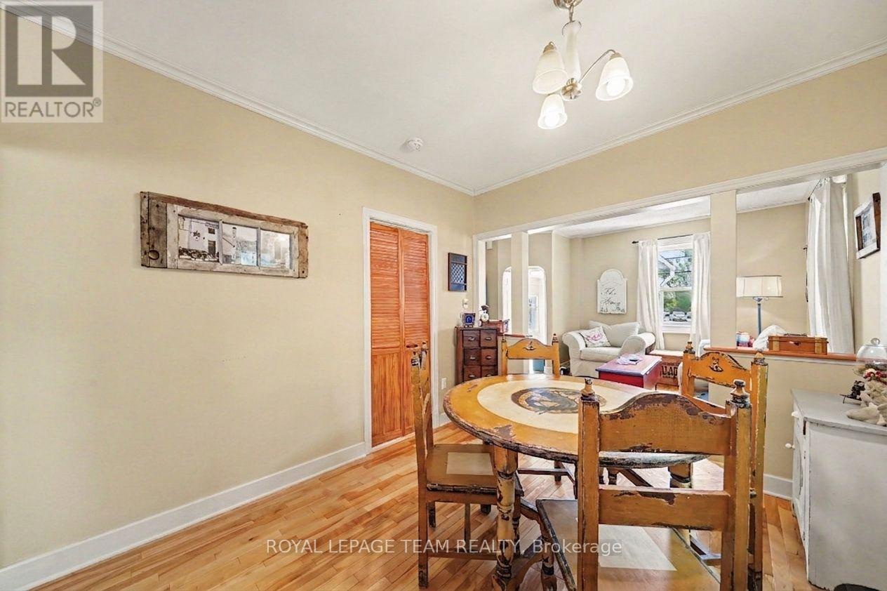 6577 Fourth Line Road Property Photo 12