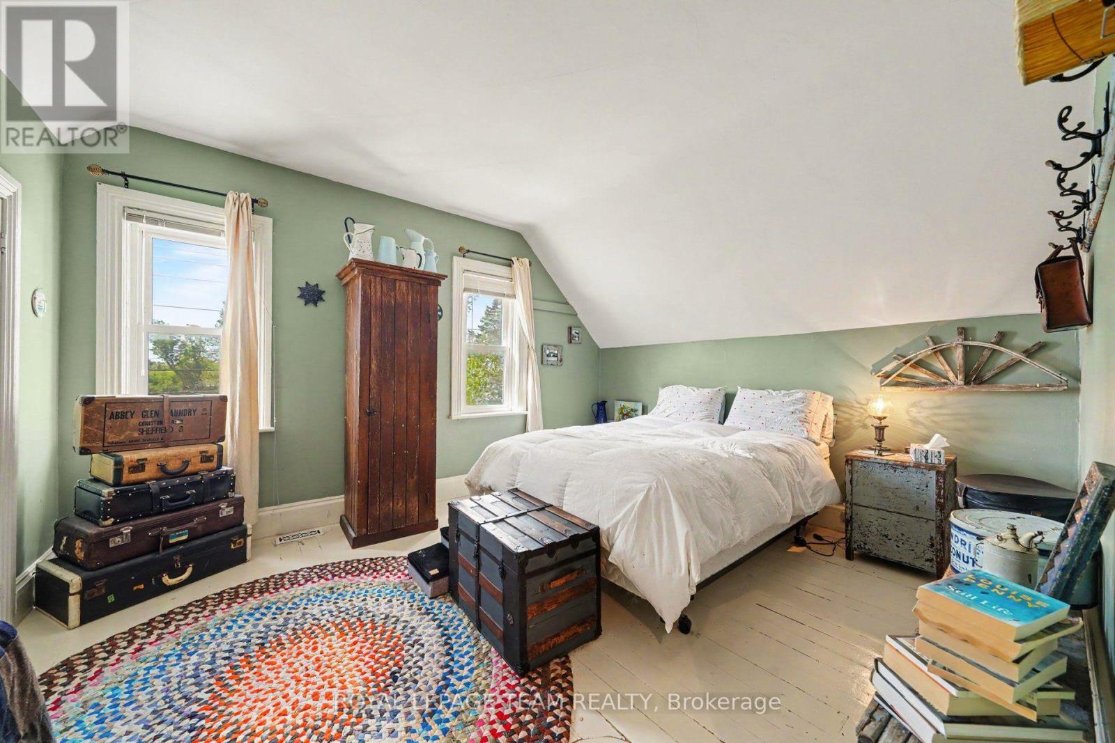6577 Fourth Line Road Property Photo 14
