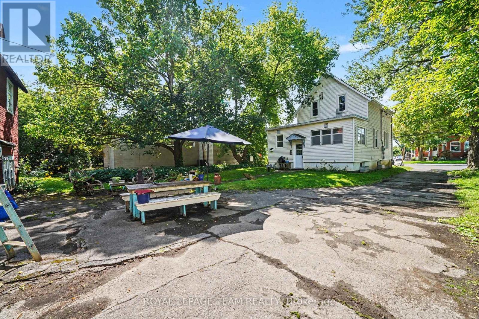 6577 Fourth Line Road Property Photo 19
