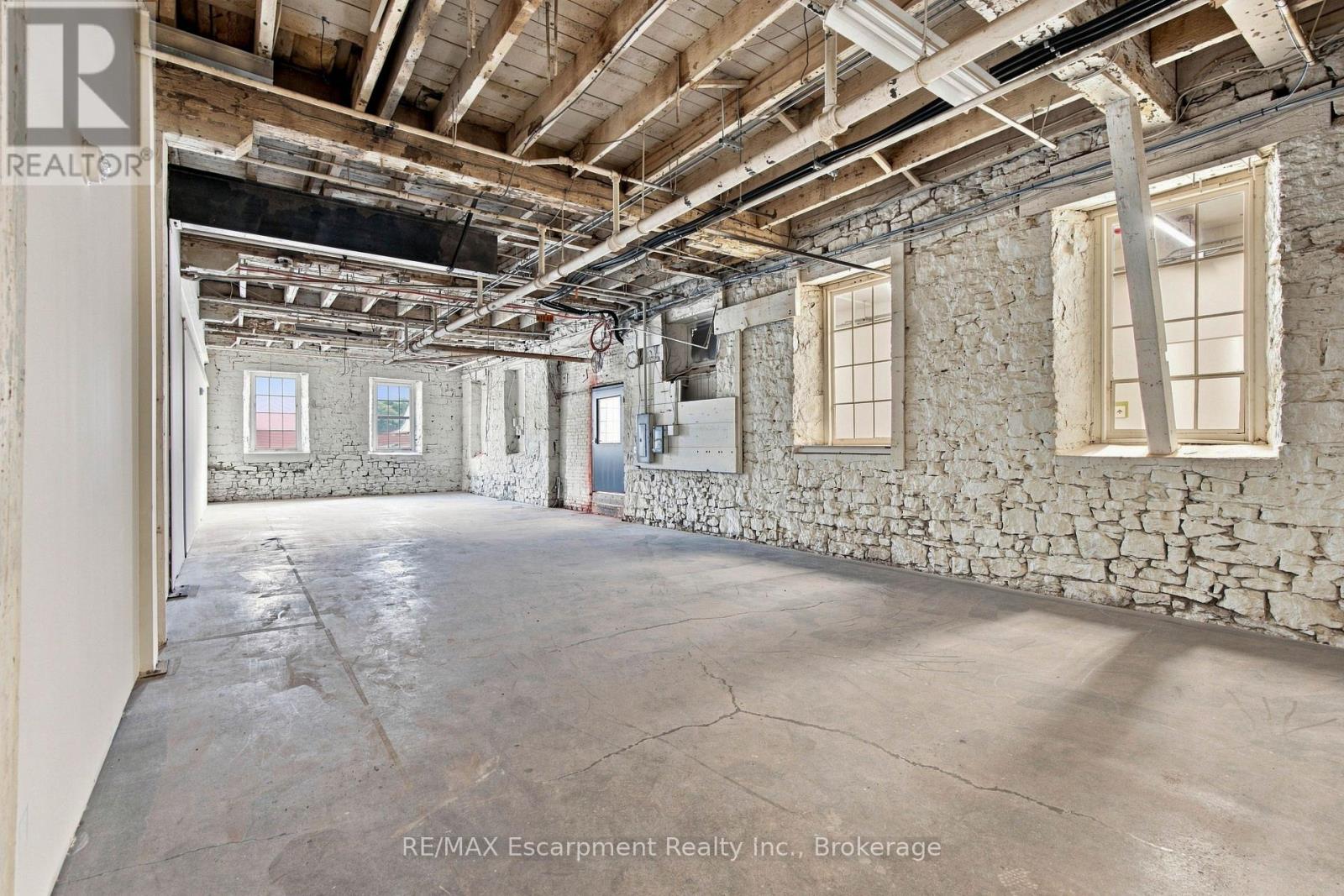 205 - 64 Hatt Street Property Photo 13