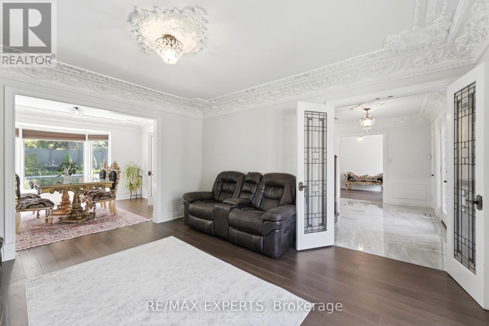 28 Stonegate Drive Property Photo 9