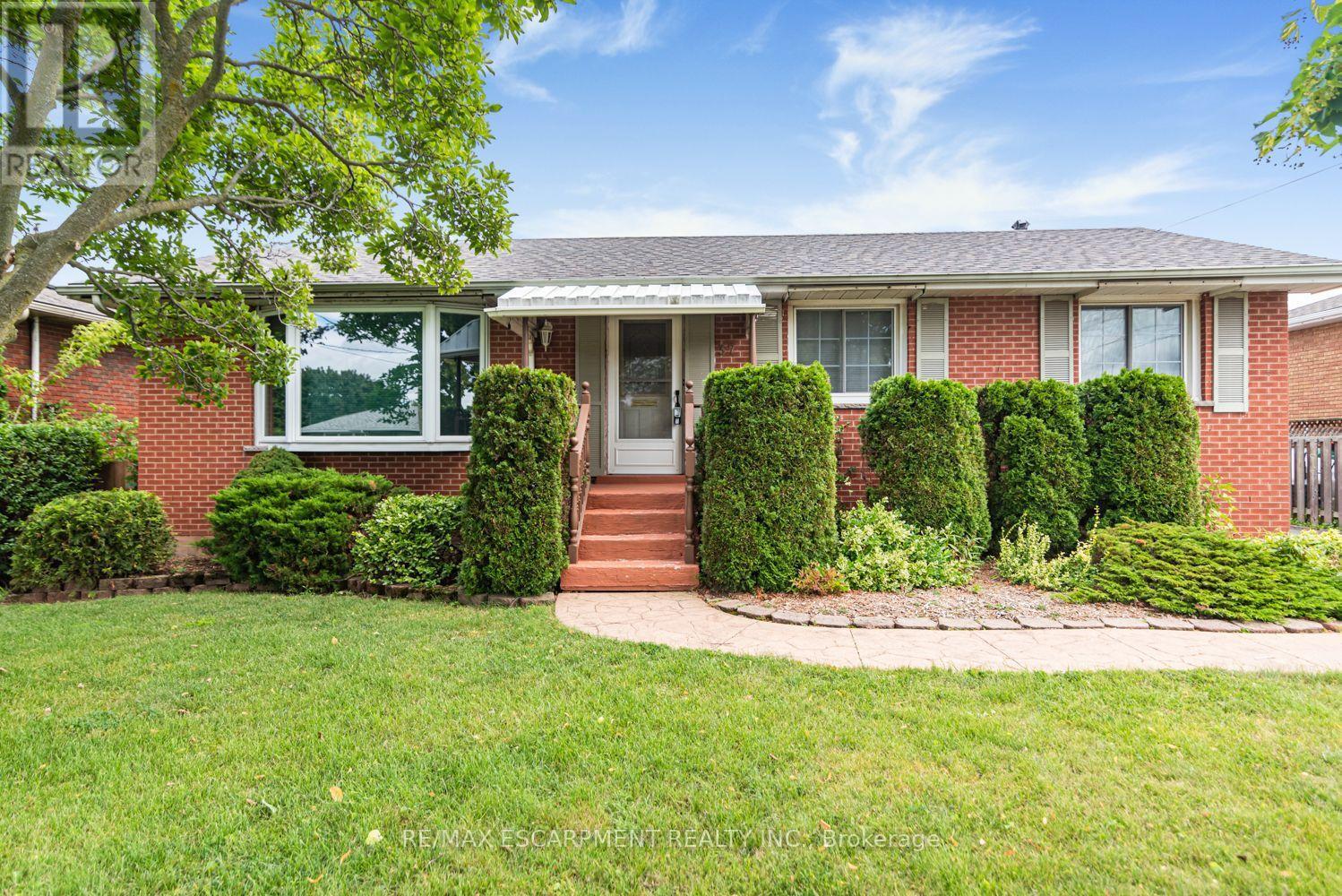 37 Lorne Avenue Property Photo 6