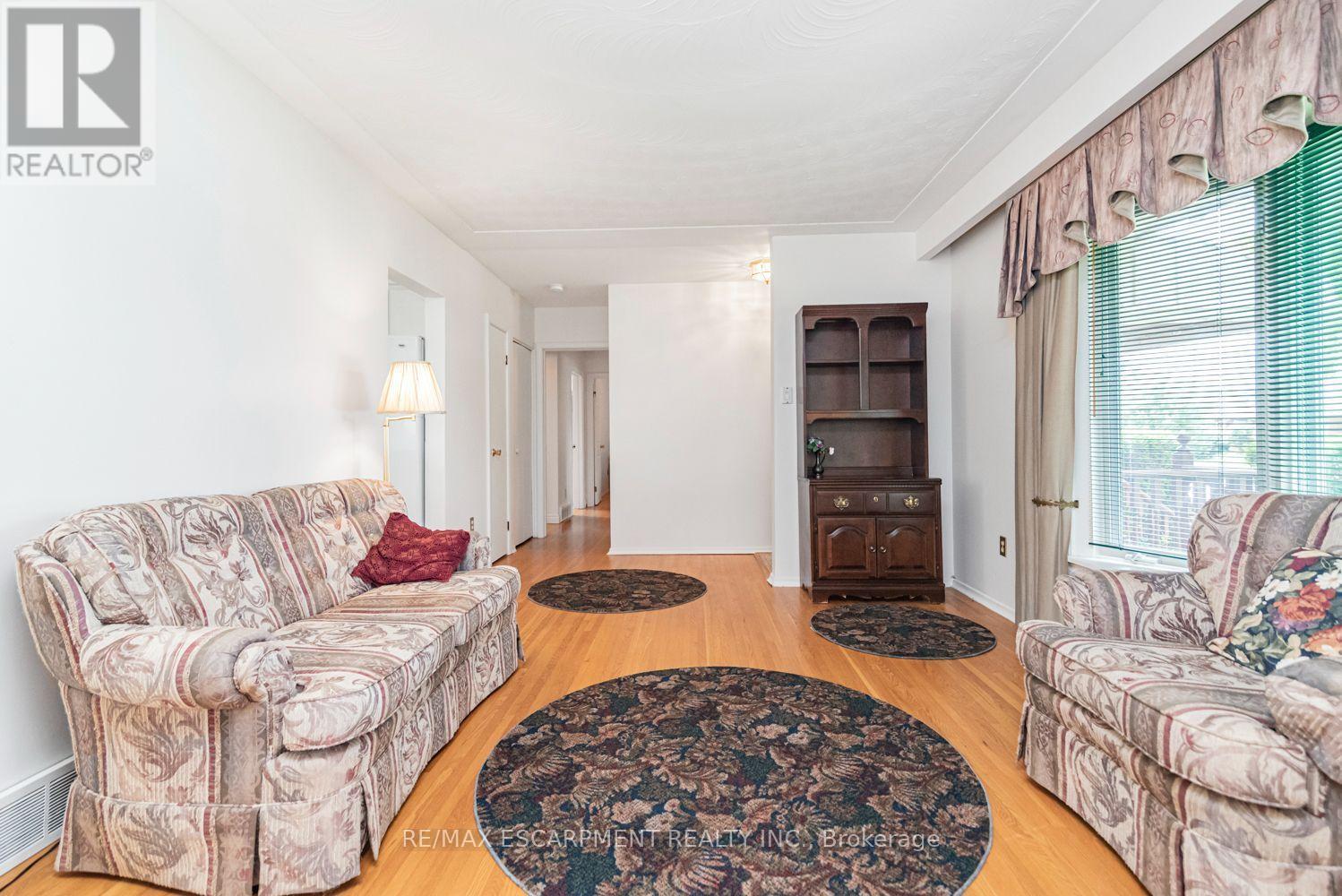 37 Lorne Avenue Property Photo 7