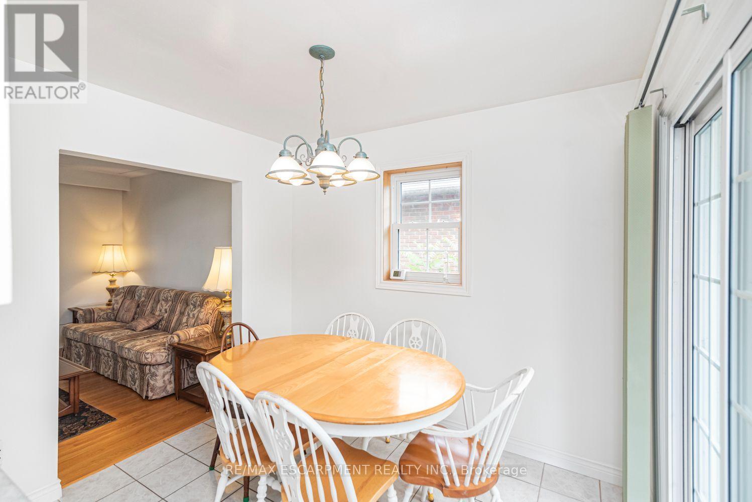 37 Lorne Avenue Property Photo 11