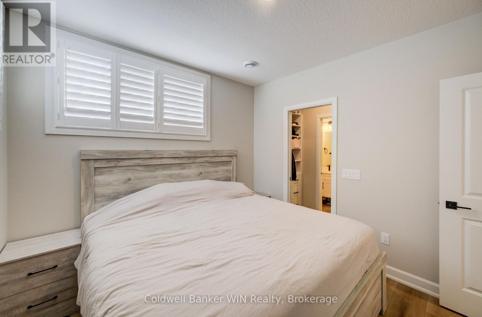 3 - 440 Wellington Street E Property Photo 14