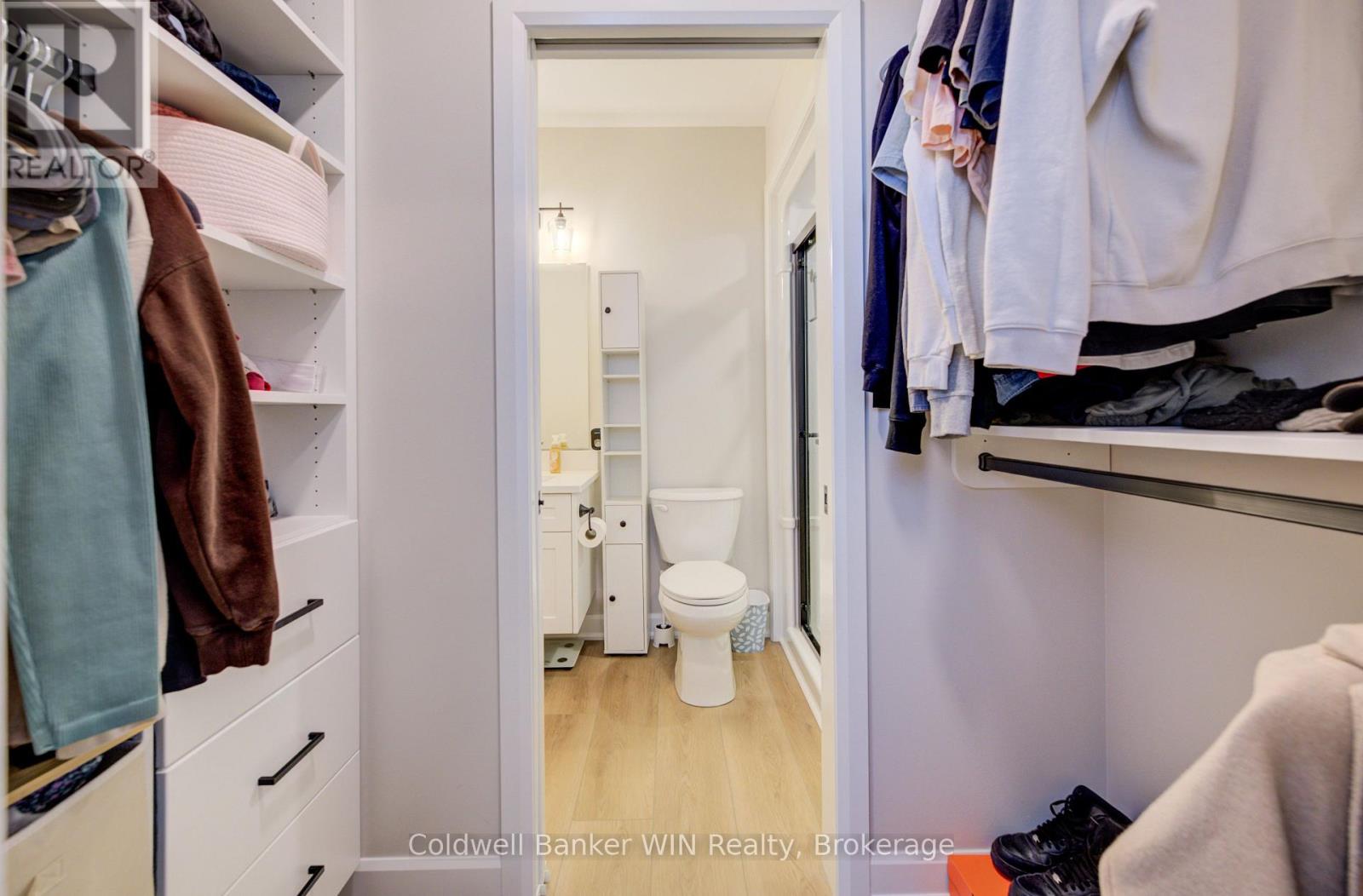 3 - 440 Wellington Street E Property Photo 15