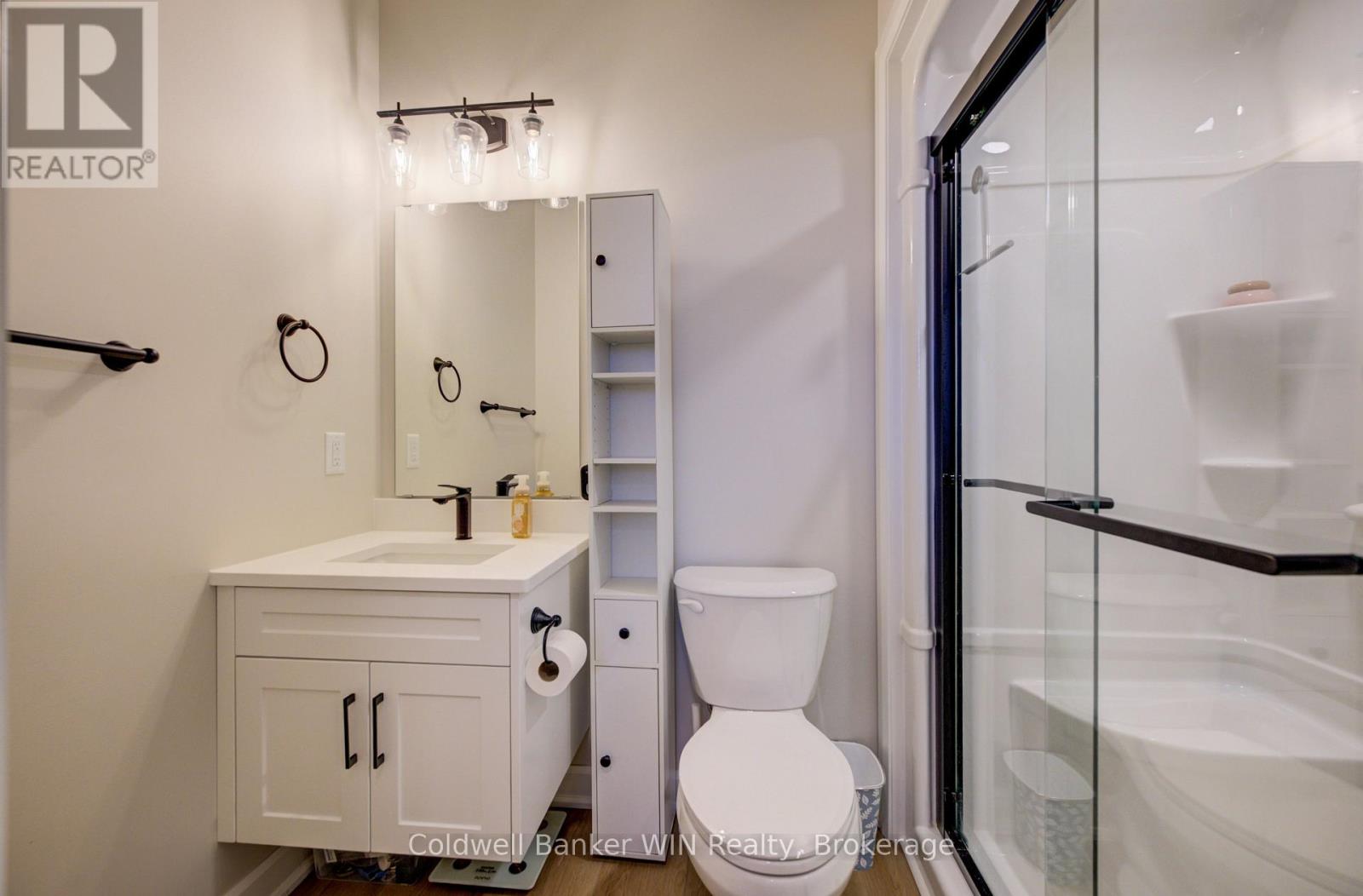 3 - 440 Wellington Street E Property Photo 16