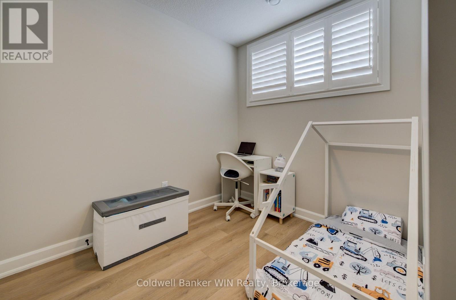 3 - 440 Wellington Street E Property Photo 17