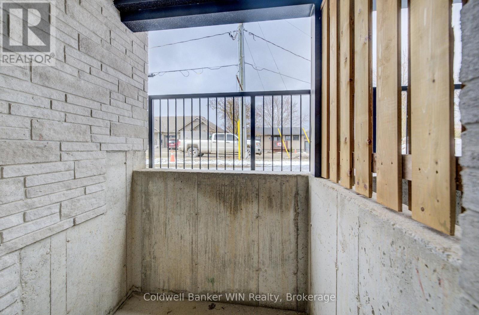 3 - 440 Wellington Street E Property Photo 19