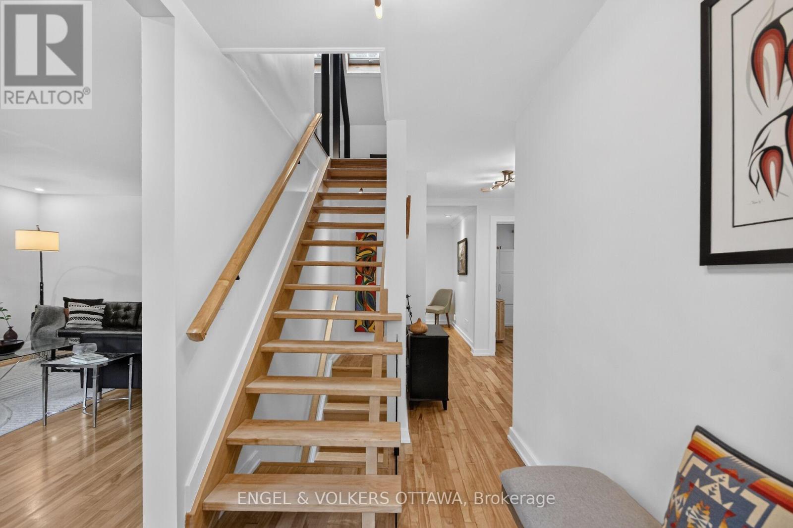 390 Princeton Avenue Property Photo 6